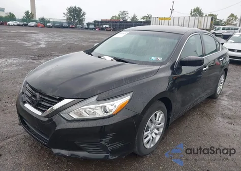 2018 Nissan Altima 2.5 S z USA, uszkodzony, nr VIN 1N4AL3APXJC104350